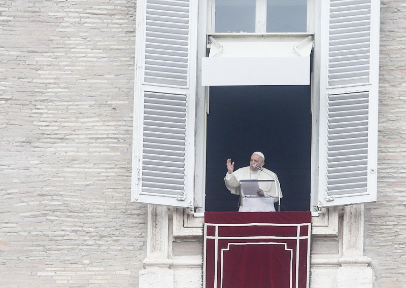 Papa blagoslovio poreznike: Vaš posao izgleda nezahvalno...