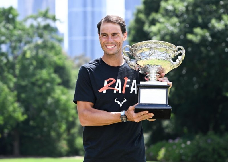 Nadalov trener napokon progovorio zašto su trenirali odmah nakon povijesnog meča na Australian Openu, a dotakao se Đokovića i cjepiva