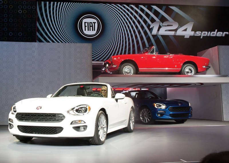 Fiat 124 Spider je divna fuzija Japana i Italije