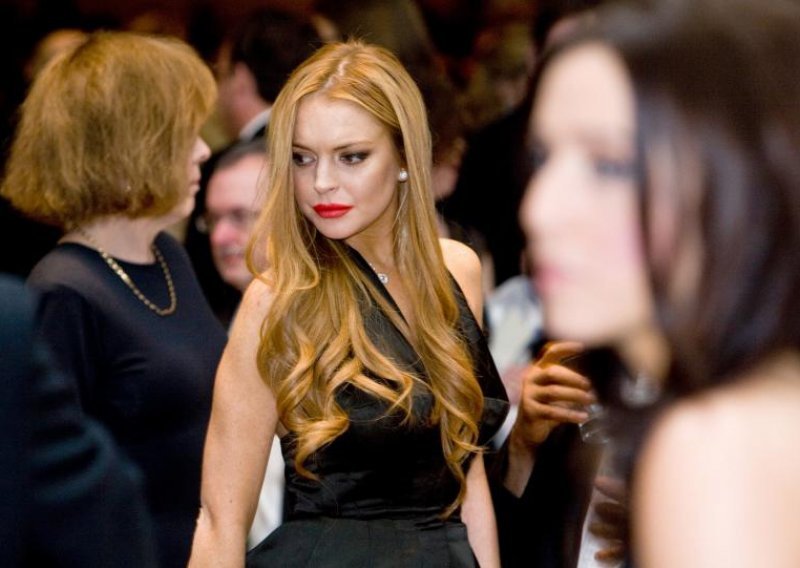 Lindsay Lohan ponovo pod ključem