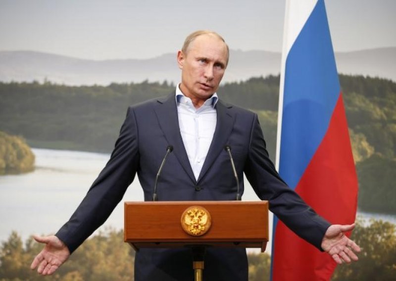 Naftni div Rosneft traži od Putina 41 milijardu dolara