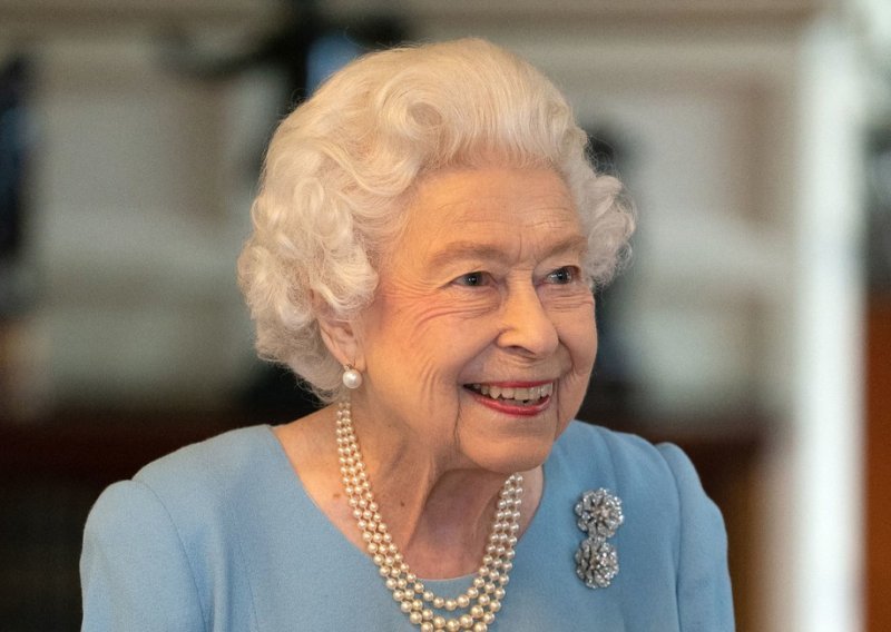 Povijesna izjava kraljice Elizabete: 'Moja je iskrena želja da, kada za to dođe vrijeme, Camilla postane poznata kao kraljica supruga'