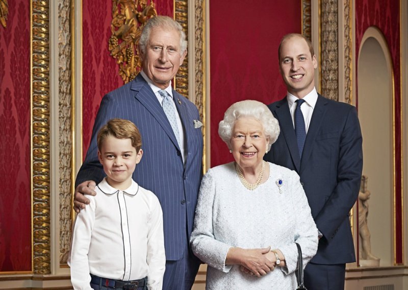 Ne skriva sreću: Princ Charles javno se zahvalio majki nakon što je napokon javno izrazila želju da Camilla dobije titulu kraljice