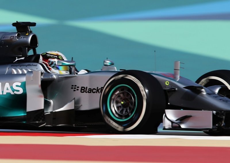 Mercedes pomeo sve na prvom unutarsezonskom testiranju