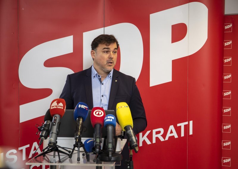 SDP-ov Ferić kazneno prijavio bivšega pulskog gradonačelnika i aktualnog župana Miletića