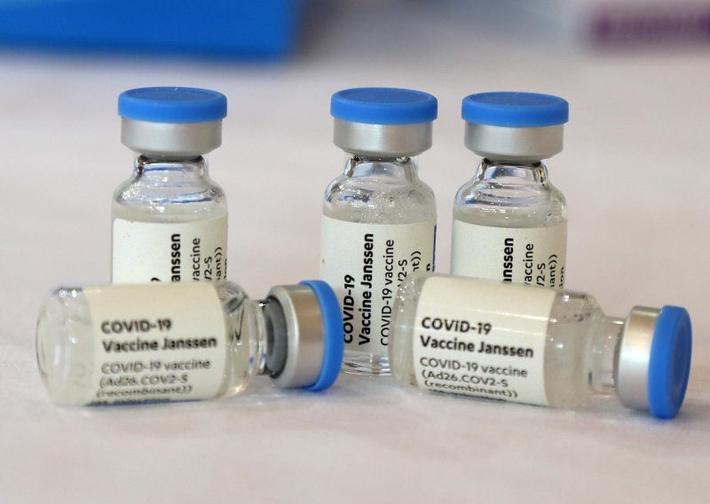 J&J zaustavio proizvodnju cjepiva protiv covida-19
