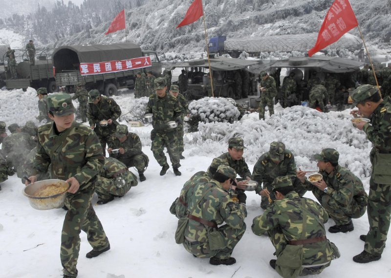 Kina pozvala vojsku na apsolutnu poslušnost