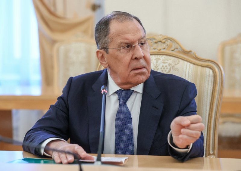 Lavrov: SAD širi propagandu o navodnoj ruskoj invaziji