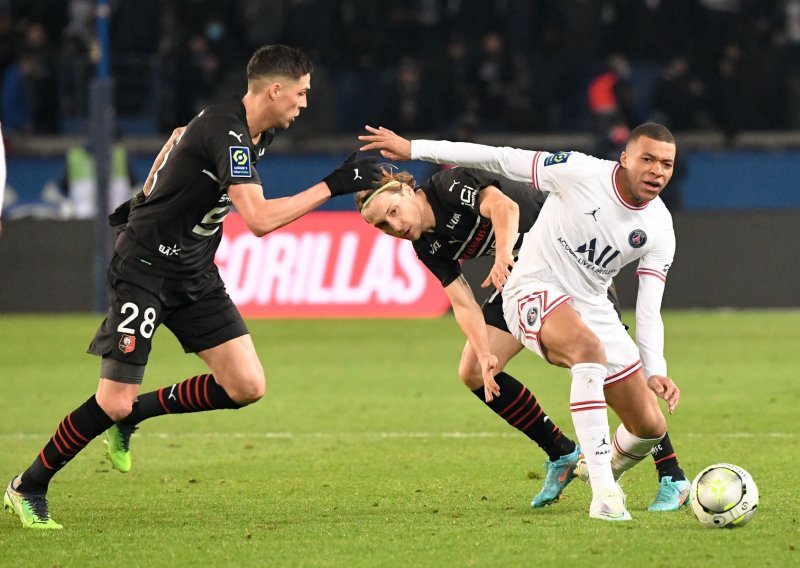 Kylian Mbappe golom u 93. minuti na Parku prinčeva presudio Lovri Majeru i njegovom Rennesu