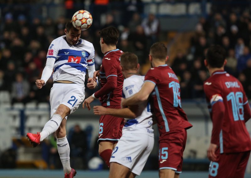 [VIDEO/FOTO] Osijek slavio u velikom derbiju s Rijekom; presudio je bizarni autogol u samoj završnici utakmice