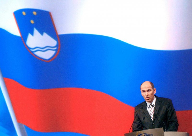 Jansa: Slovenian gov't confirms MoA, ratification within 30 days