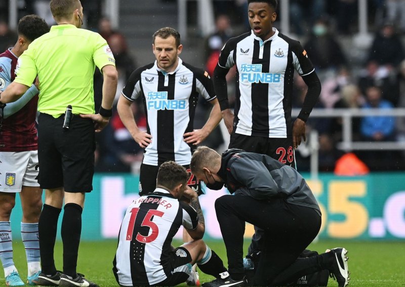 Kakav šok za Newcastle; jedva su dočekali igrača koji zabija i donosi bodove, a sada ostaju bez njega zbog loma kosti u stopalu