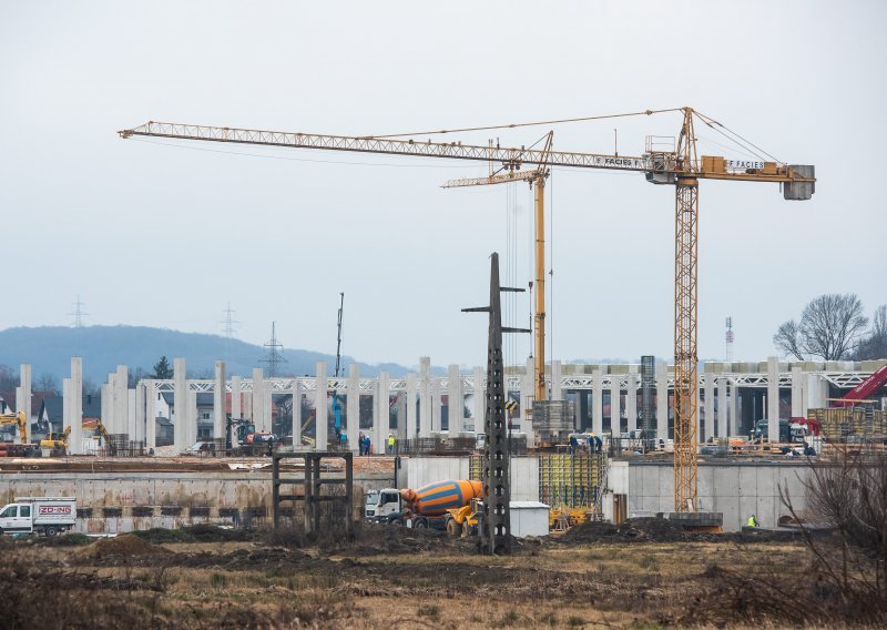 [FOTO] Gradilište Rimac Kampusa prepuno je mehanizacije: Pogledajte kako napreduju radovi na novom sjedištu automobilskog diva iz Svete Nedelje