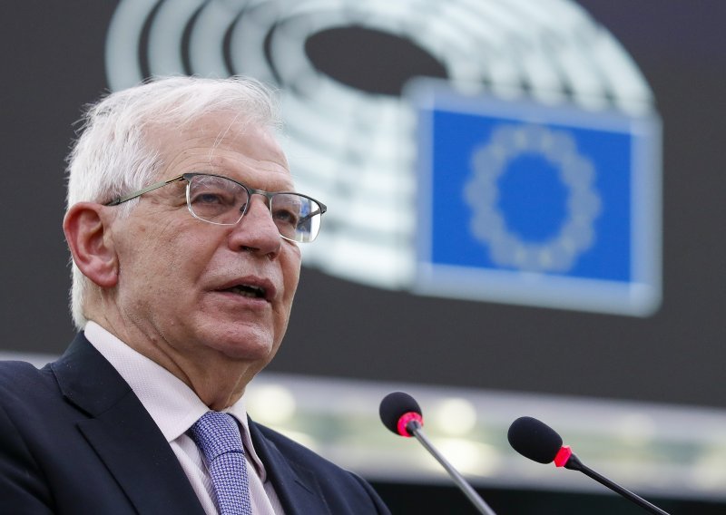 Borrell: Ako Rusija prizna Lugansk i Donjeck uvodimo sankcije