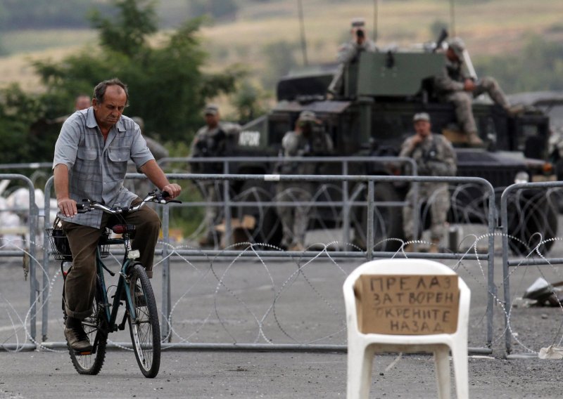 NATO traži micanje barikada sa sjevera Kosova