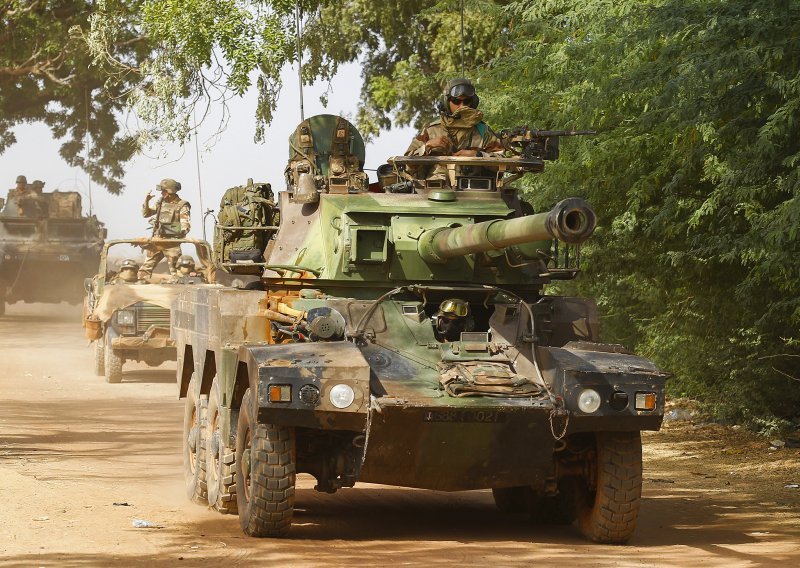 Francuska i partneri povlače vojne snage iz Malija