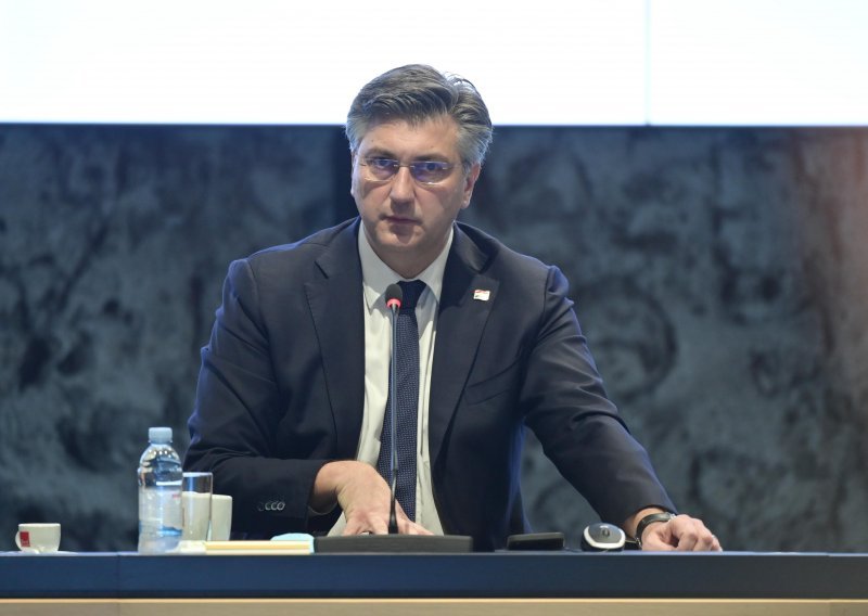 Zbog smrti oca Andrej Plenković otkazao sudjelovanje na Minhenskoj sigurnosnoj konferenciji