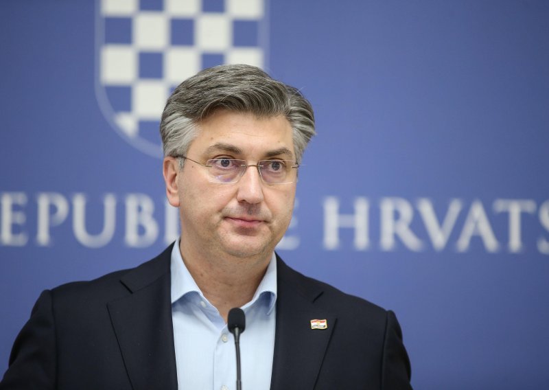 [FOTO/VIDEO] Plenković o Horvatu: Očekujem od DORH-a da objasni što je toliko žurno i dramatično. Ako je netko uhićen, ne može biti ministar