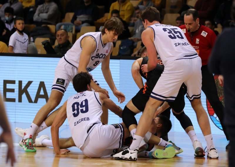 [FOTO] Cibona nakon devet godina osvojila Kup Krešimir Ćosić, Danko Branković pokupio sve trofeje