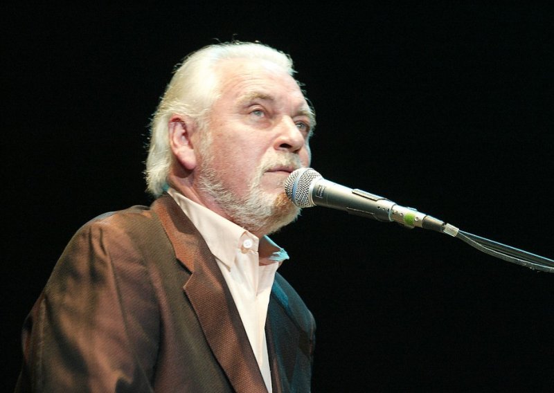 Preminuo Gary Brooker, pjevač benda Procol Harum i autor jedne od najpopularnijih pjesama svih vremena