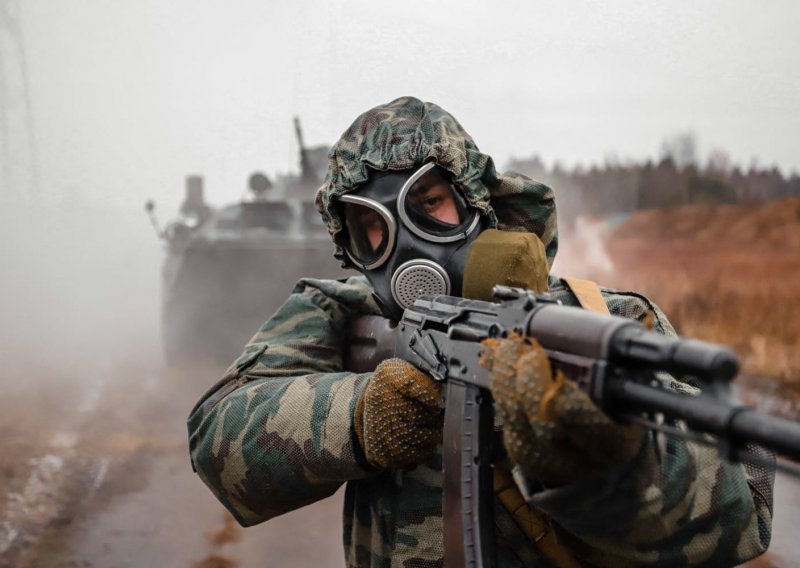 Poljake probudila eksplozija, Rusi raketirali grad udaljen 15 km od granice