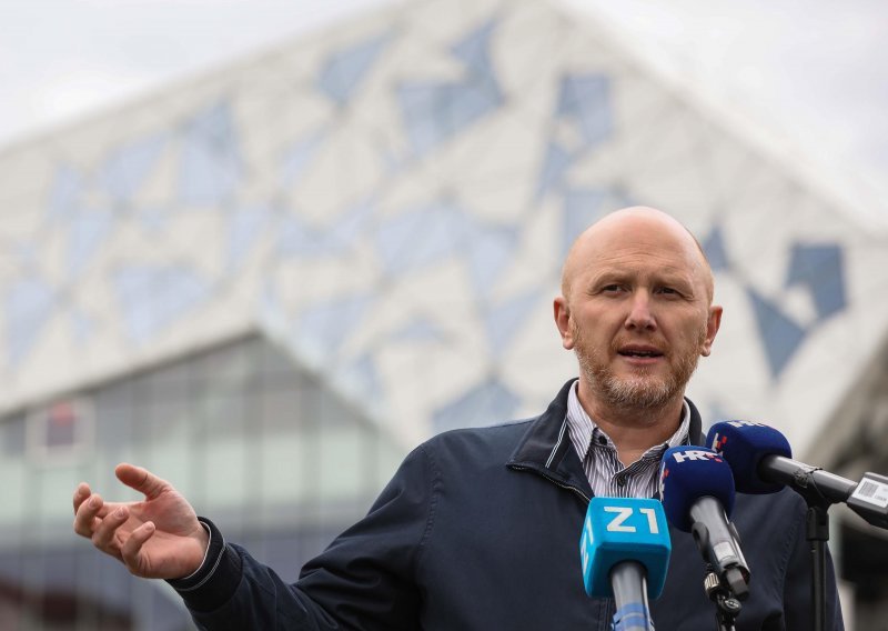 Petek šokiran Tomaševićevom matematikom: Žičara košta gotovo 700, a ne 537 milijuna kuna!