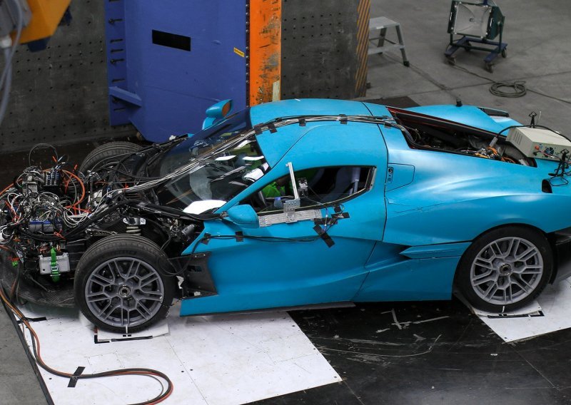 [FOTO/VIDEO] Rimac Nevera prošla konačni crash test; Odrađeno 45 zasebnih testova fizičkog sudara i mnogo više statičkih testova pasivne sigurnosti