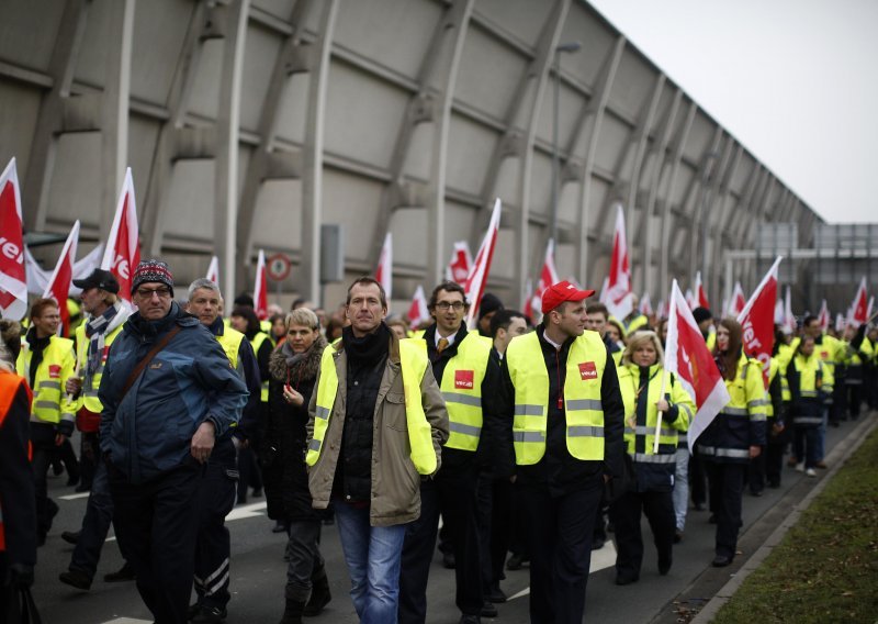 Gotovo 900 letova Lufthanse otkazano zbog štrajka pilota