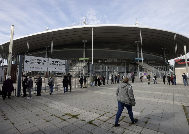 Rusima oduzeto finale nogometne Lige prvaka; domaćin 28. svibnja bit će stadion koji je sretan Barceloni