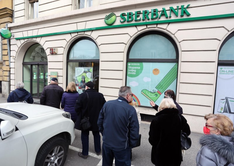 Oglasio se hrvatski Sberbank: Pod pritiskom smo klijenata, surađujemo s regulatorima kako bismo prevladali krizu
