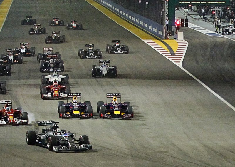 Drama u Singapuru: F1 utrci prijeti otkazivanje!?