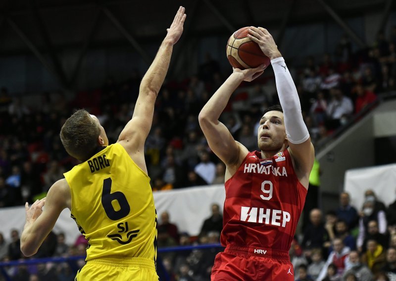 [FOTO] Nova blamaža hrvatskih košarkaša; Šveđani su slavili u Zagrebu te tako potvrdili sav jad i bijedu našeg nekad trofejnog sporta