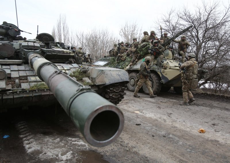Borbe diljem Ukrajine u subotu; Rusija pokrenula koordinirane raketne i topničke napade
