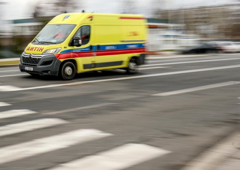 Teretno vozilo naletilo na pješaka u Zagrebu, umro je