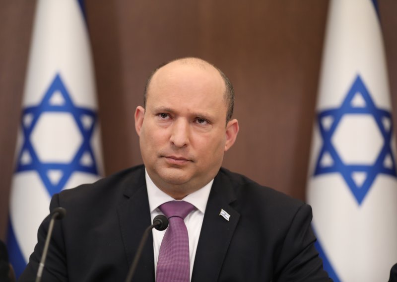 Izraelski premijer susreo se s Putinom, a telefonski razgovarao sa Zelenskim, letom u Moskvu prekršio je šabat