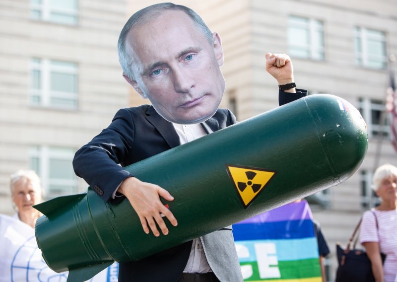 Putin ne vodi svijet u novi Hladni rat, nego u nuklearnu verziju 30-ih. Hoće li ga netko s Balkana početi imitirati?