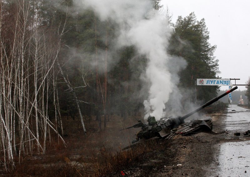 Ukrajinska veleposlanica u SAD-u: Rusi su upotrijebili vakuumsku bombu