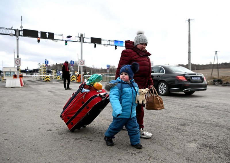 Ukrajina optužuje Rusiju da krši prekid vatre, Rusija Ukrajinu da ne dopušta evakuaciju civila