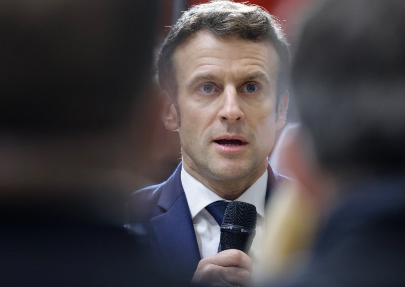 Macron proglasio Zelenskija oličenjem 'časti, slobode i hrabrosti'