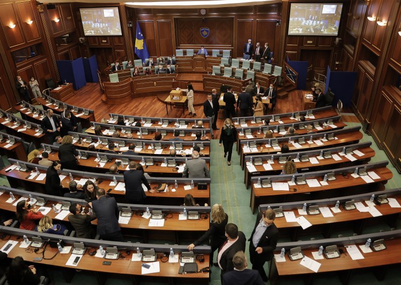 Kosovski parlament zatražio od vlade pokretanje pregovora o članstvu u NATO-u