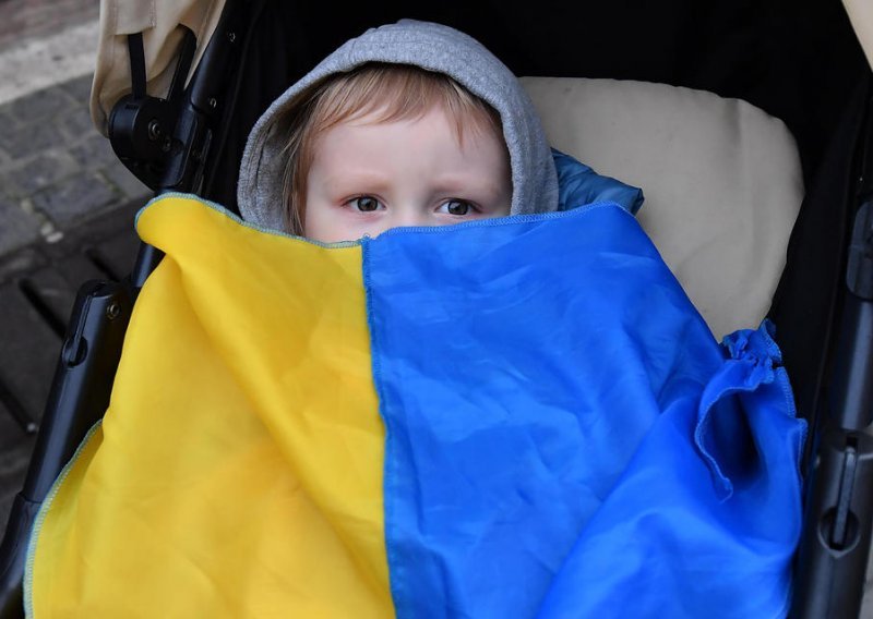 Stotine tisuća ljudi u Ukrajini odsječene od pomoći