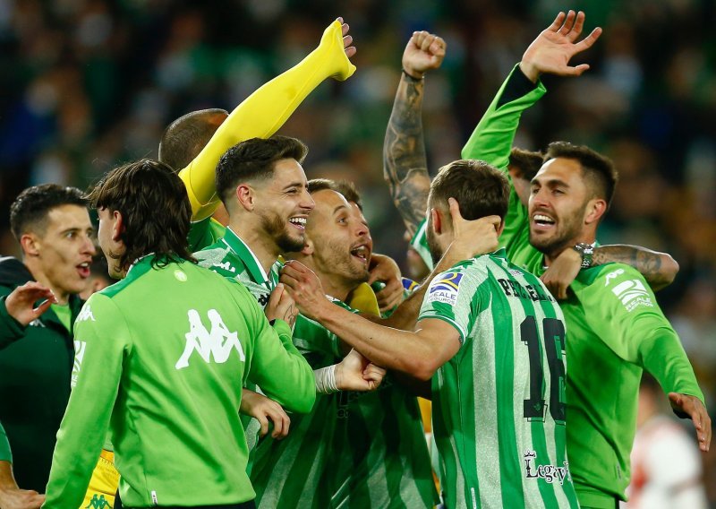 Iglesias golom u sudačkoj nadoknadi odveo Betis u finale Kupa Kralja. Čekali su na ovo 17 godina