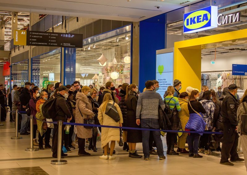 IKEA u potpunosti napušta Rusiju