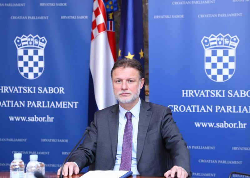 Jandroković: Hrvatski narod suosjeća s patnjama Ukrajine u 'bezumnom' napadu