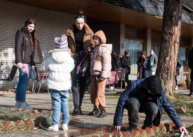 Crveni križ otkrio koliko izbjeglica iz Ukrajine je u Hrvatskoj: Motel Plitvice je pun, novi smještaj u Rakitju