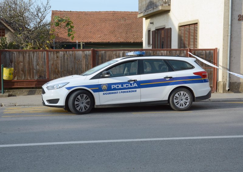 Pijani vozač u Petrinji prouzročio prometnu nesreću i ozlijedio pet osoba