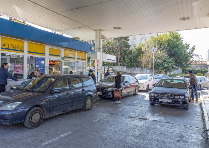 Od utorka novo veliko poskupljenje goriva? Znaju se moguće cijene