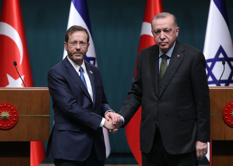 Erdogan s izraelskim kolegom: Mislim da je ovo prilika za oživljavanje dosadašnje suradnje po pitanju energetike