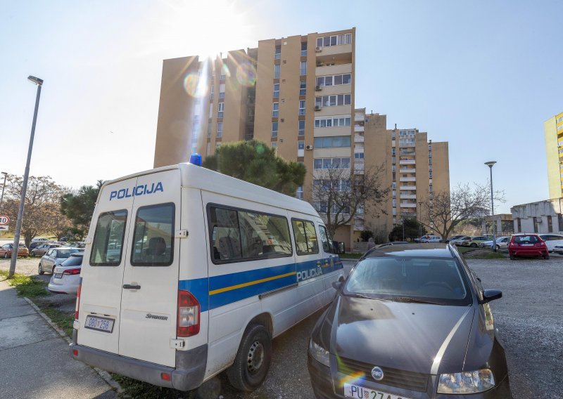 Međunarodna tjeralica za 37-godišnjakom iz Pule zbog ubojstva majke