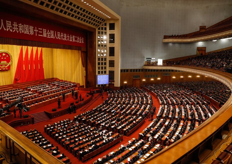 Kineski narodni kongres odobrio značajno povećanje budžeta za vojsku